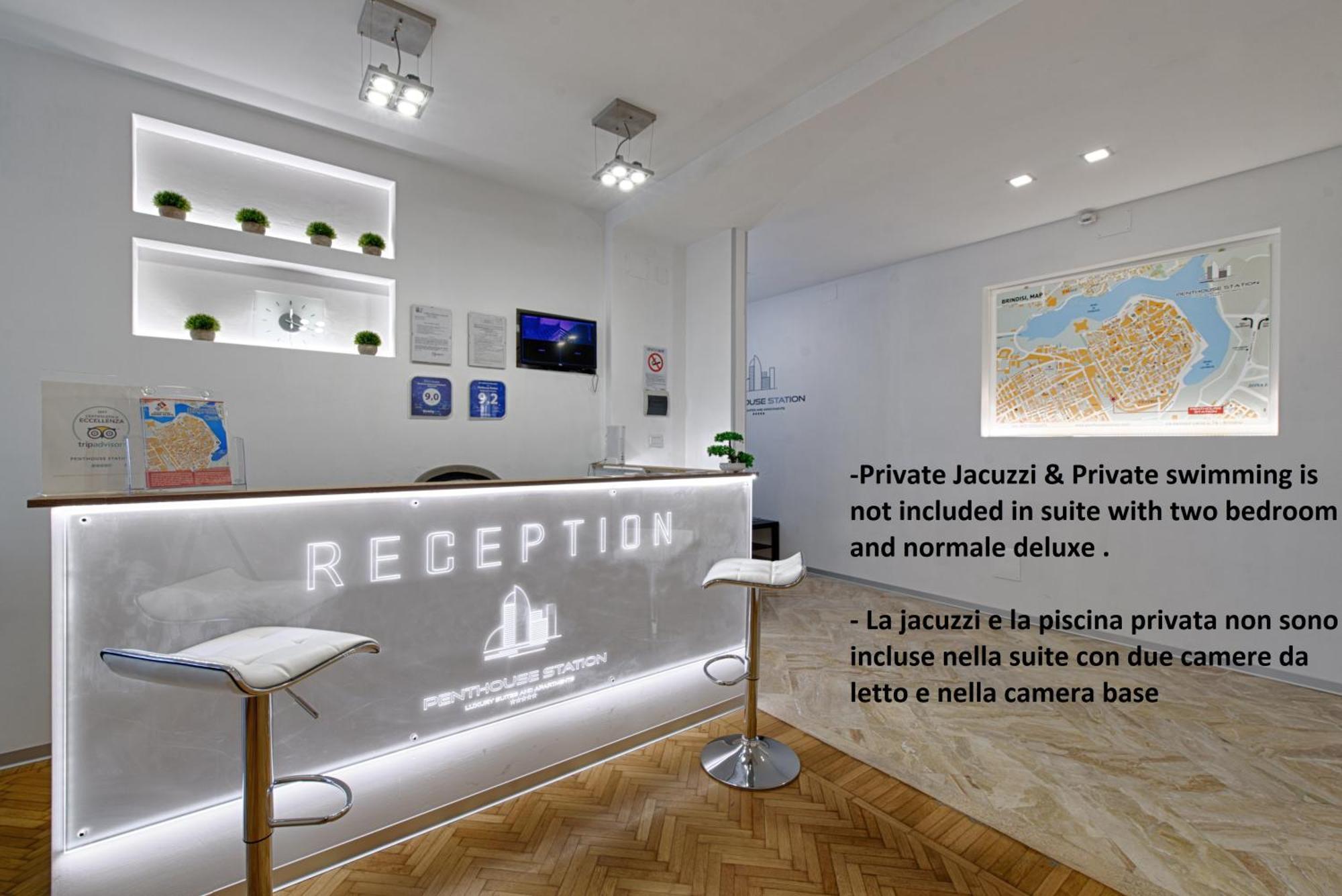 Penthouse Station Luxury Apts Le Dimore ブリンディジ エクステリア 写真