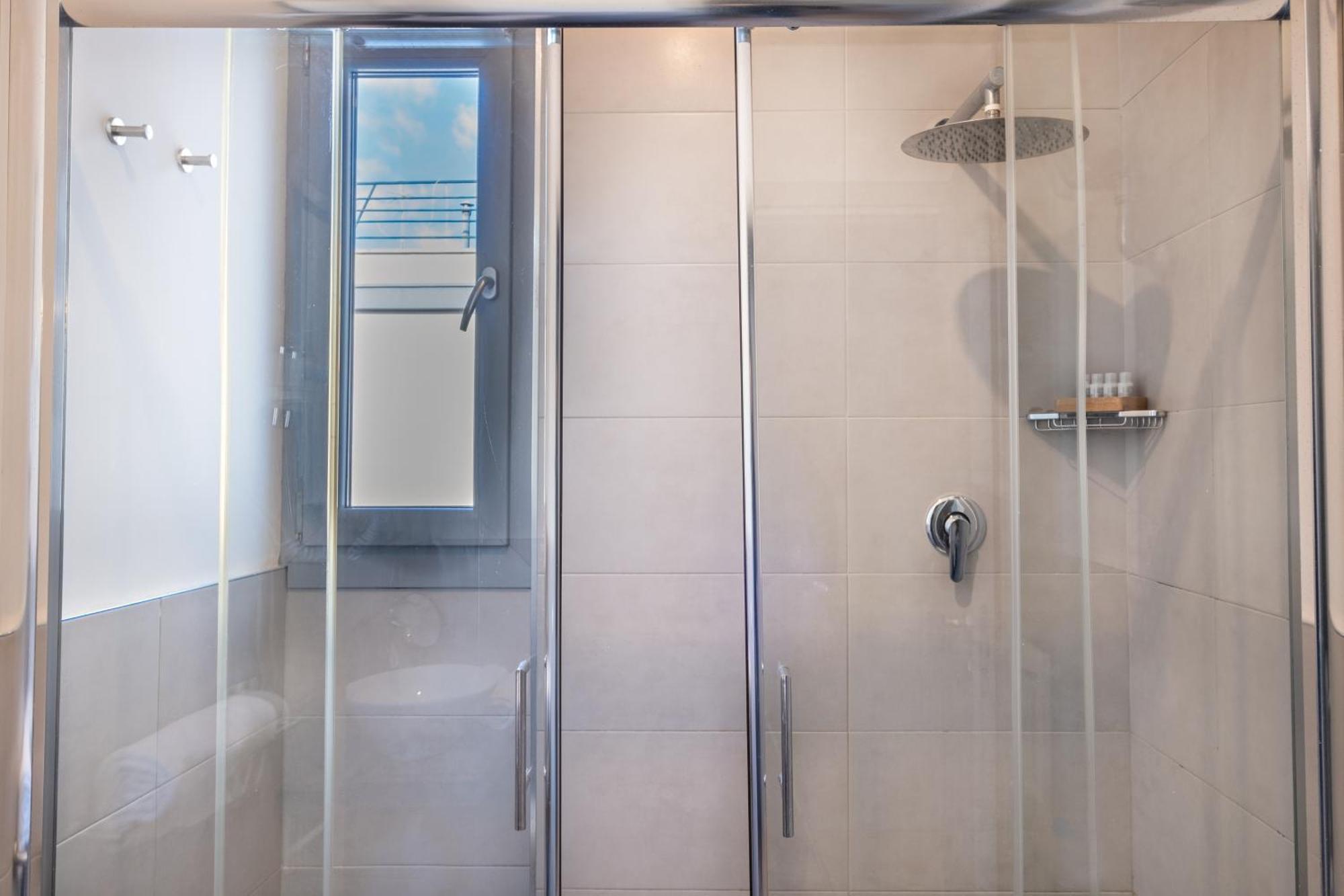 Penthouse Station Luxury Apts Le Dimore ブリンディジ エクステリア 写真